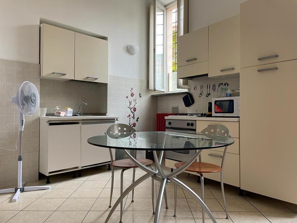 Minimal Loft In Centro A Piacenza Daire Dış mekan fotoğraf