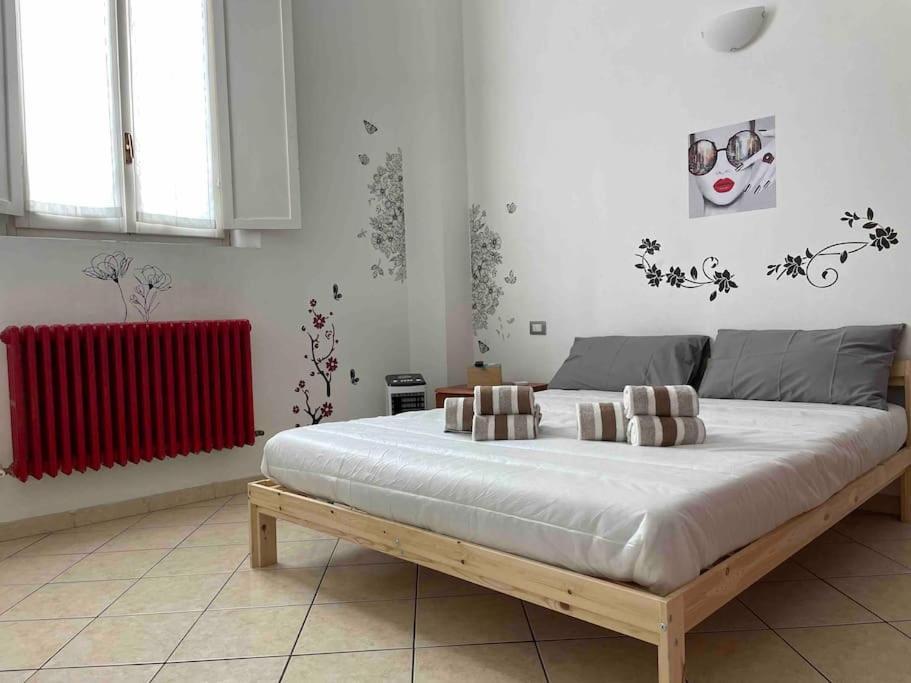 Minimal Loft In Centro A Piacenza Daire Dış mekan fotoğraf